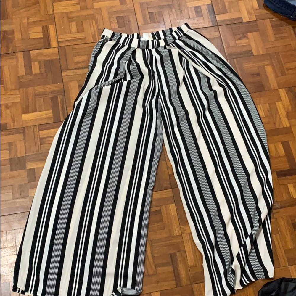 Striped flowy pants